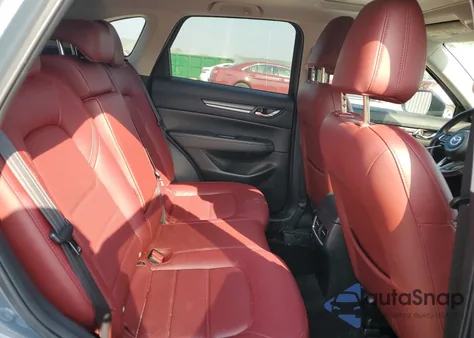 2021 Mazda Cx-5 Carbon Edition z USA, uszkodzony, nr VIN JM3KFBCY8M0418601